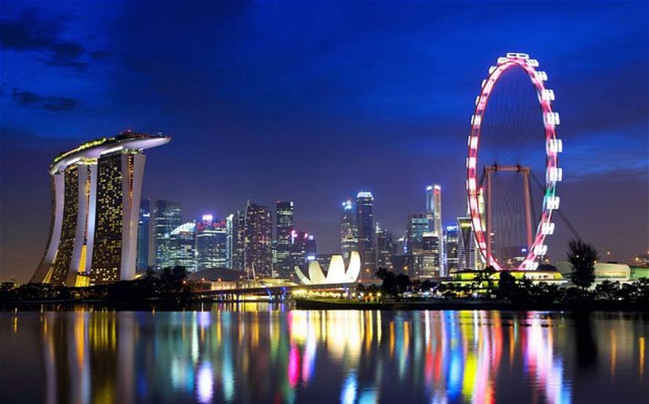 Singapore-at-night_2618192b